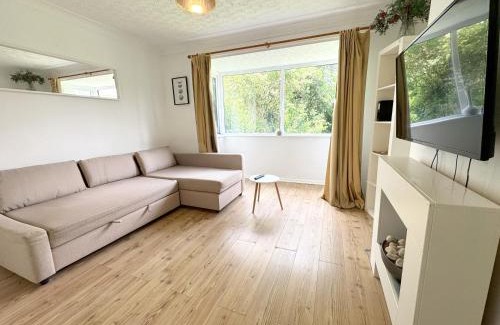Telford House | House number 8 sleeps up to 6 People with Smart TVs in Every Room