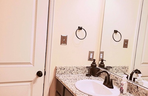 Tangipahoa Parish House | House of Aries- Your home-away-from-home.