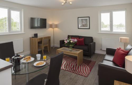 Bracknell Apartment | House of Fisher - Beneficial House