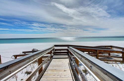 Villages of Crystal Beach House | House of Kings