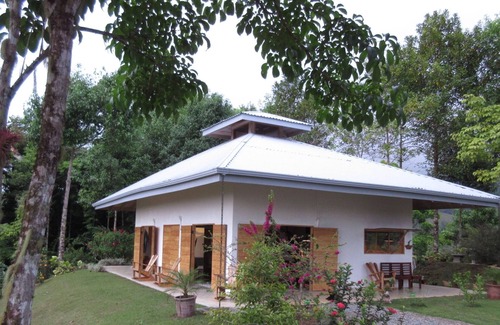 Baru House | House of orchids, unique location.