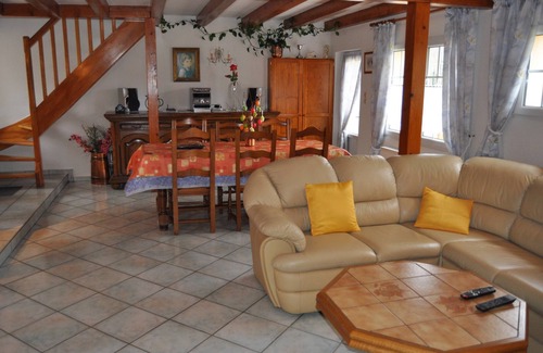 Rimbachzell House | House on a 2 ha property in a mountain village. 500m