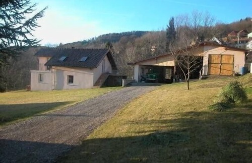 Rimbachzell House | House on a 2 ha property in a mountain village. 500m