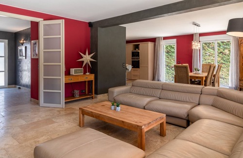 St.-Remy-de-Provence House | House on ST REMY for 12 people, 16X6 heated swimming pool