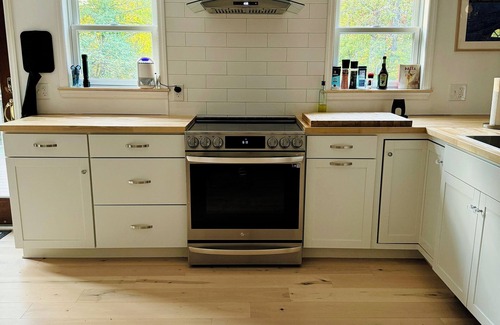 Livingston House | House on Rocky Lane - Dog Friendly