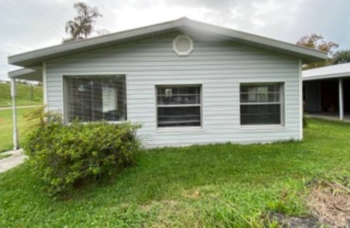Astor House | House on the beautiful St. Johns River.