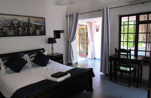 Greater Johannesburg Metropolitan Area House | House on York Guest House
