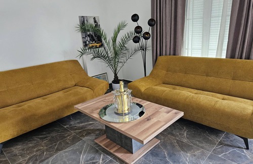Paray-Vieille-Poste Villa | House Paray-Orly