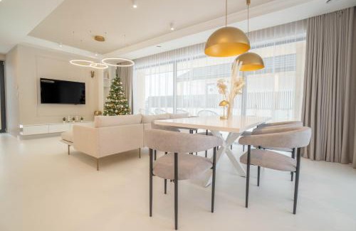 Bialy Dunajec House | House Prestige Glam