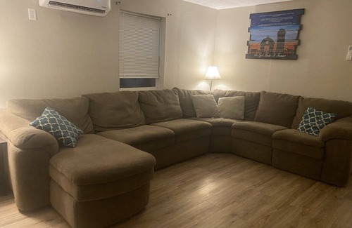 Scheller House | House rental near Rend Lake Jefferson county.