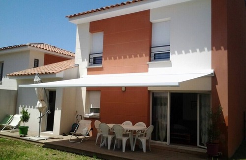 Saint-Cannat House | House Saint Cannat - Sleeps 6 - Swimming pool