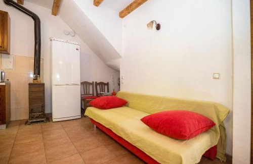 Kastel Novi House | House Sanda