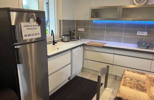 Gruissan Villa | House sea view, air-conditioned, WIFI, private pool, garden, Gruissan village