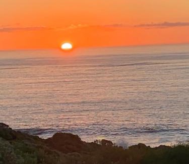 De Kelders House | House Silver Ocean Guest House - Ocean Front - Walker Bay - De Kelders