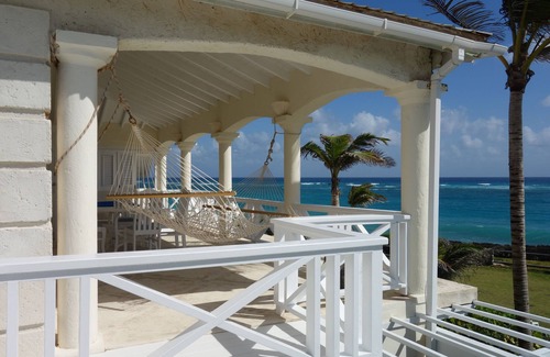 Silver Sands Apartment | House Sunset Upstairs over looking Silver Sands Beach