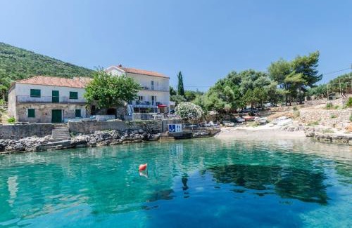 Pokrivenik House | House The Bay