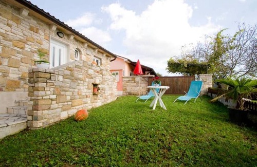 Novaki Pazinski House | House Tri Marije (15951-K1) - Cerovlje