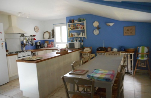 Dirac House | House/Villa - BalogeHouse with character