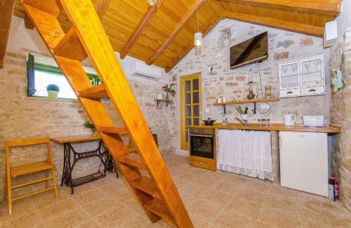 Kneza House | House Vinko
