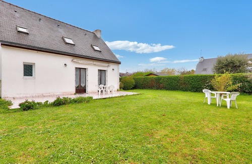 Saint-Gildas-de-Rhuys Ski Chalet | House with garden for 6 between golf and beach