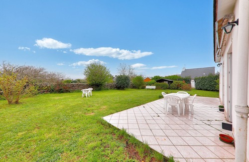 Saint-Gildas-de-Rhuys Ski Chalet | House with garden for 6 between golf and beach