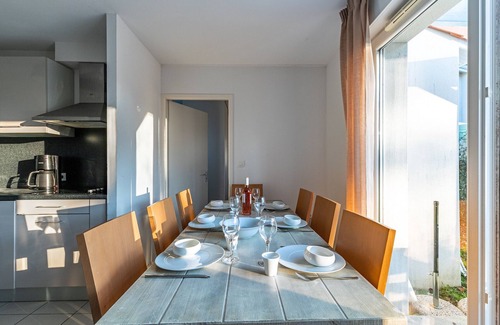 Bourgenay Ski Chalet | House with terrace for 6 in Talmont St-Hilaire