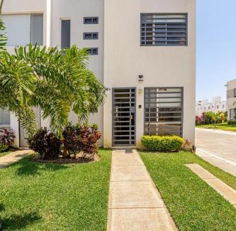 Acapulco House | House with Beach Club and Swimming Pool Acapulco