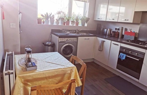 Walsall House | House With Breath of Fresh Air