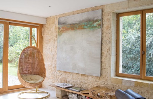 Naujan-et-Postiac House | House with character and award winning swimming pool