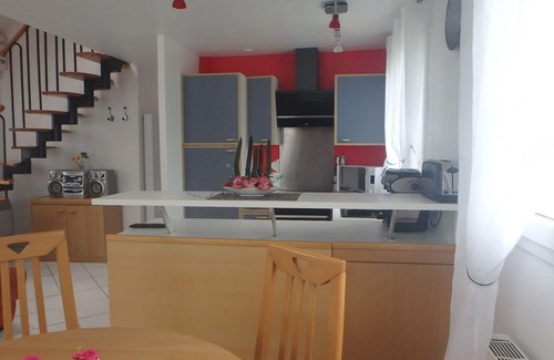 Auppegard House | House with enclosed garden in village near dieppe