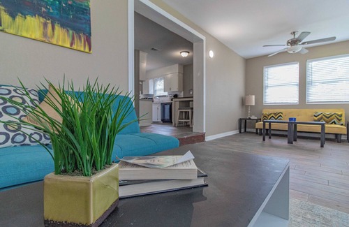 Conway House | House with fenced-in backyard near educational & medical institutions in Conway.