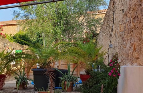 Cazouls-les-Beziers House | House with outdoor space. Small swimming pool and barbecue