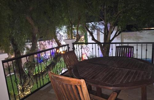 Rosarito House | House with garden and pool