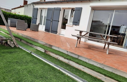 L'Epine House | House with large terrace 5 minutes from the beach