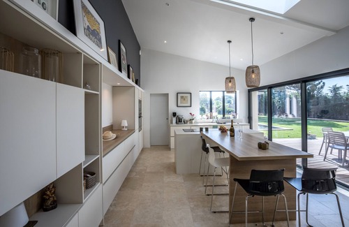 Castelnau-le-Lez House | House with pool near beach and Montpellier