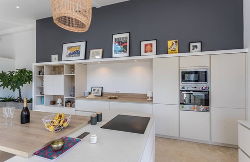 Castelnau-le-Lez House | House with pool near beach and Montpellier