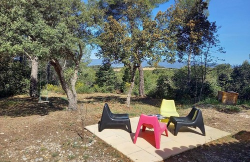 La Tour-d'Aigues House | House with pool and amazing view ideal for the lovers of nature