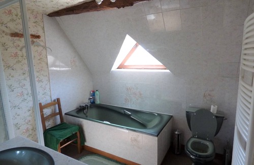 Tourtoirac House | House with pool in a quiet hamlet, 4 fields