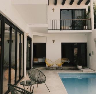 Bacocho House | House with private pool, walking distance to beaches & restaurants
