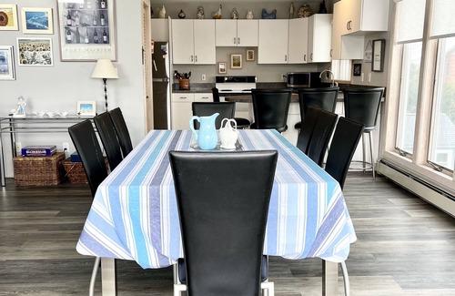 Aquebogue House | House with private beach - Minutes from Long Islands famous vineyards.