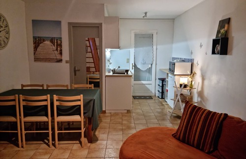 La Tranche-sur-Mer House | House with sea view, 20 steps from the beach