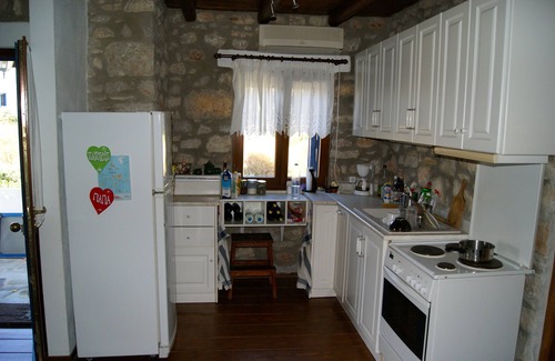 Krotiri House | House with sea view, ideal for a couple with children or 2 couples