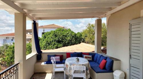 Porto Heli House | House with sea view in Porto Heli, fireplace and garden