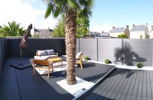 Saint-Pol-de-Leon House | House with south-facing terrace ☀