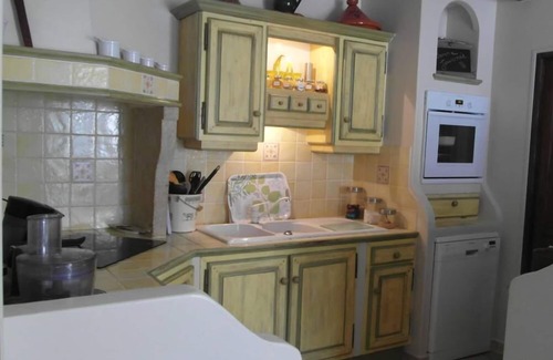 Loriol-du-Comtat Villa | HOUSE WITH SWIMMING POOL GARDEN and organic vegetable garden VAUCLUSE