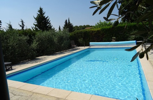 Loriol-du-Comtat Villa | HOUSE WITH SWIMMING POOL GARDEN and organic vegetable garden VAUCLUSE