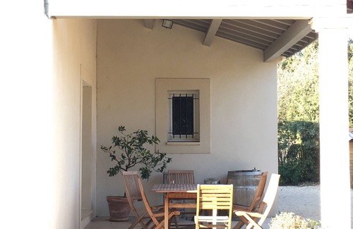 Saint-Didier House | House with swimming pool and wooded garden sleeps 6
