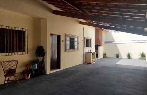 Tupy House | House with swimming pool on the beach in Itanhaém SP.