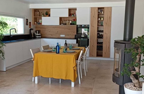 Velleron House | House with swimming pool in the heart of Provence near Isle sur Sorgue