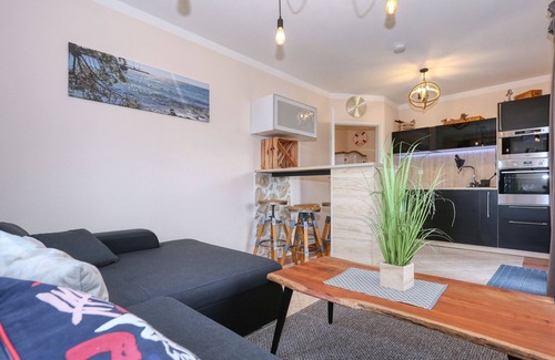 Zaton Condo | House Zaton beach Apartment 4 near the beach with barbecue area and balcony
